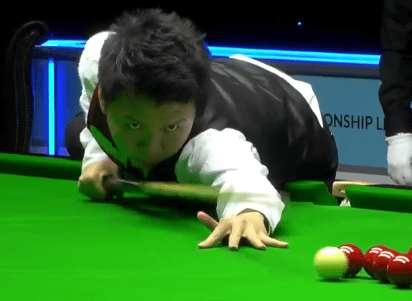 
1：1！冠军联赛：中国名将意外现身 上演巅峰对决 逼平世界冠军‘IM电竞’(图4)