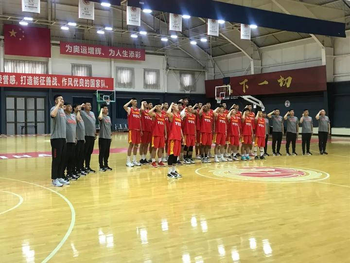 IM电竞官网_
中国男篮开训！易建联写信激励年轻队员：资助全国球迷完成梦想(图4)