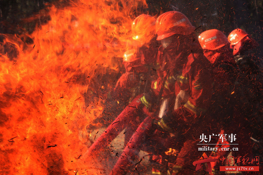 “IM电竞平台”引导下经皮肺穿刺活检术的方法(图2) IM电竞