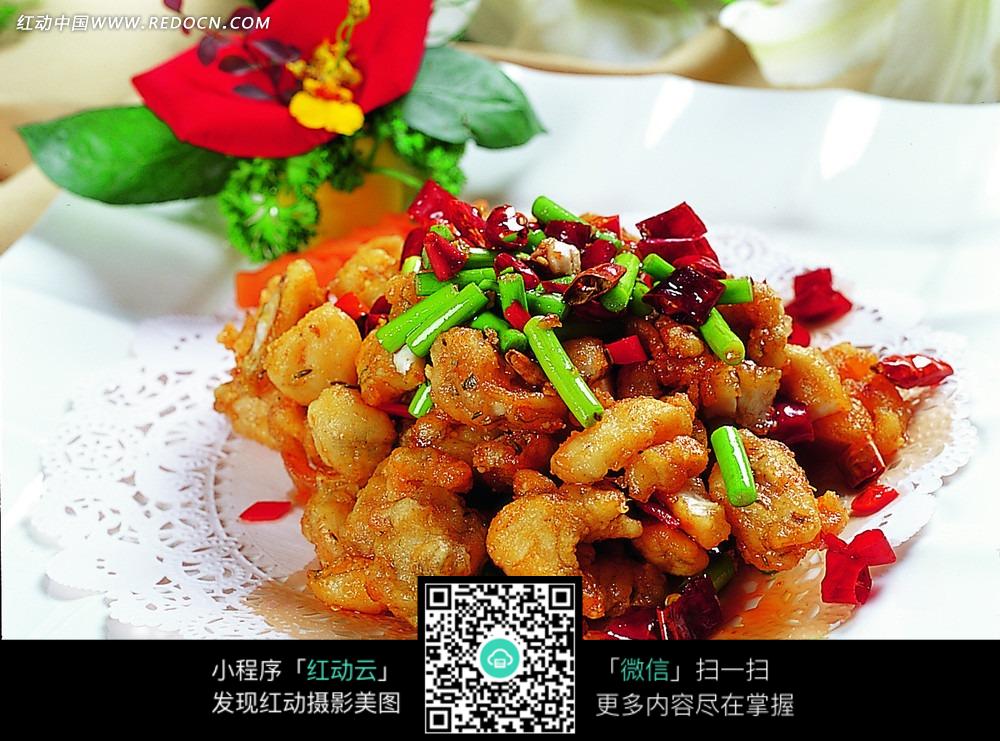 ‘IM电竞’足协:取消张鹭国足集训比赛资格 停止参加足球活动