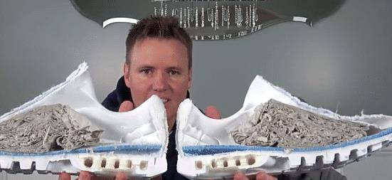 IM电竞平台|
耐克鞋为啥贵的这么义正辞严？切开之后 网友：贵有贵的原理(图4)