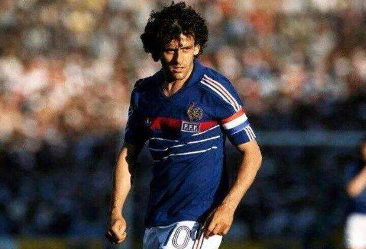 
法国5伟大球星！2前锋3中场 普拉蒂尼仅排第2 第1十分经典_IM电竞平台(图8)