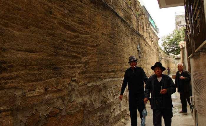 
汕头这个区, 有一座全国最小的袖珍古城, 只有半个球场大!【IM电竞】(图3)