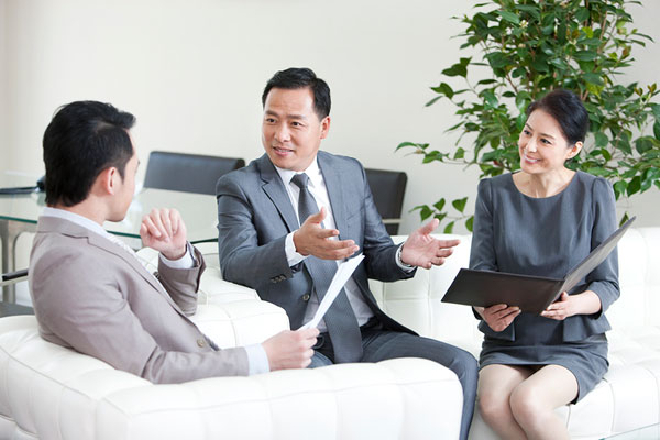 “IM电竞”邛崃南街小学全校师生欢聚一堂共迎新年追逐梦想