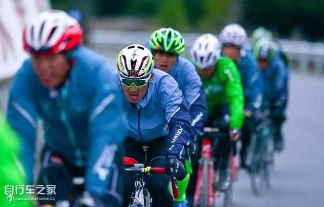 都江堰市石羊小学积极开展“周末卫生大扫除”活动‘IM电竞平台’